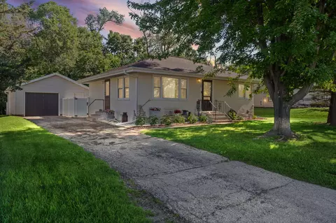 935 Wilson, Onalaska, WI 54650