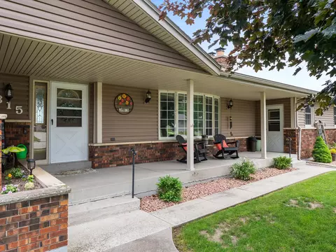 315 S Lincoln, Howards Grove, WI 53083