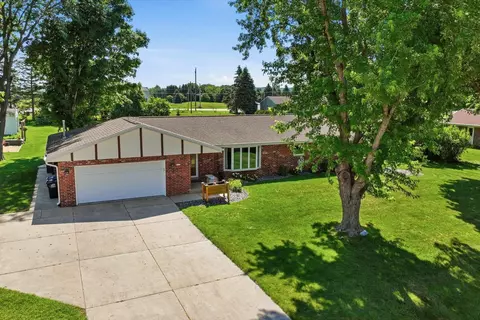 4112 Mueller, Hartford, WI 53027