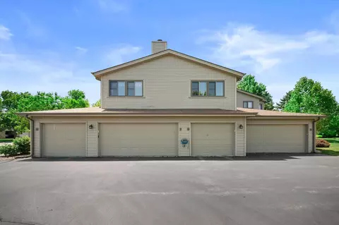 1020 Prairie #9L, Mount Pleasant, WI 53406