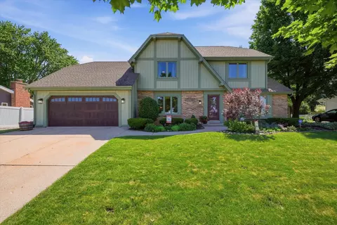 1127 Tenny, Waukesha, WI 53186