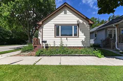 3400 S 8th, Racine, WI 53402