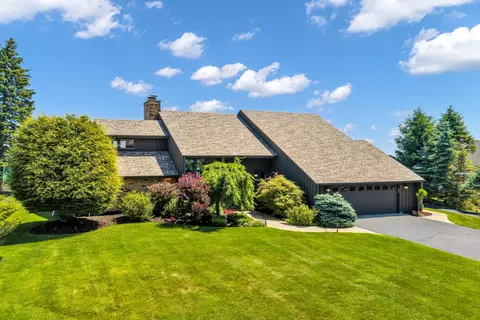 810 Waters Edge, Racine, WI 53402