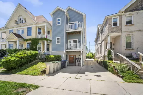 1641 N Franklin #3, Milwaukee, WI 53202