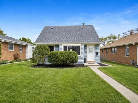4218 N 71st, Milwaukee, WI 53216