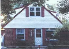 1546 S 93rd, West Allis, WI 53214