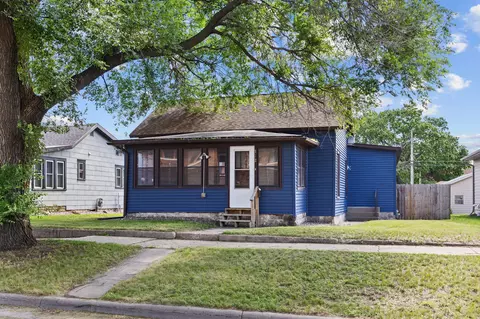 522 Caledonia, La Crosse, WI 54601