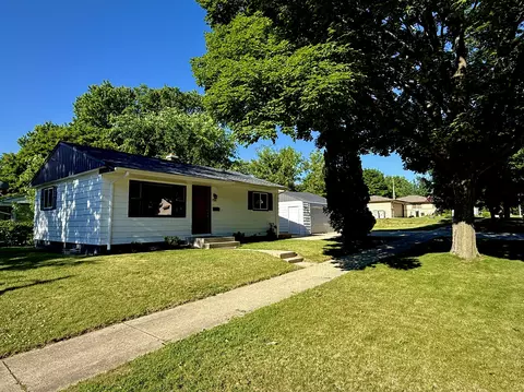 7009 W Carmen, Milwaukee, WI 53218