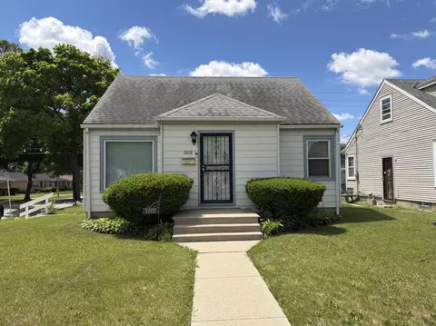 7203 W Hampton, Milwaukee, WI 53218
