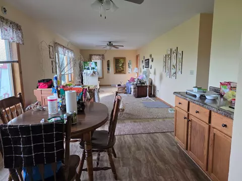 4020 Memorial, Two Rivers, WI 54241 photo 4