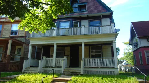 3320 W Saint Paul #3322, Milwaukee, WI 53208