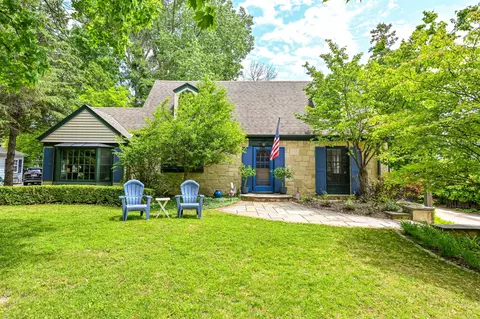 8332 N Greenvale, Fox Point, WI 53217