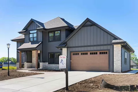 n66w21075 Sweet Clover, Menomonee Falls, WI 53051