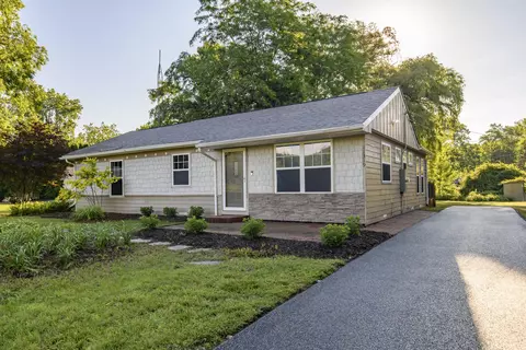 11319 3rd, Pleasant Prairie, WI 53158