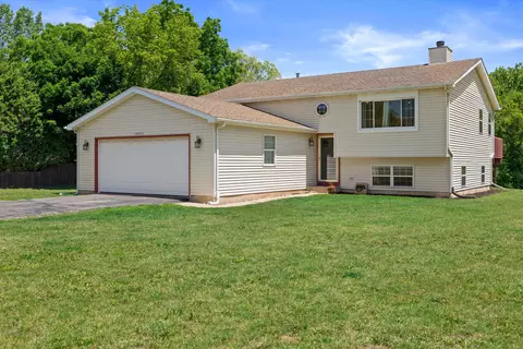 10011 Sheridan, Pleasant Prairie, WI 53158