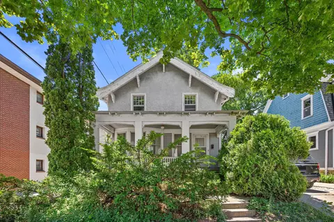 2413 E Belleview, Milwaukee, WI 53211