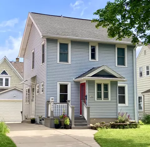 1406 E Kensington, Shorewood, WI 53211