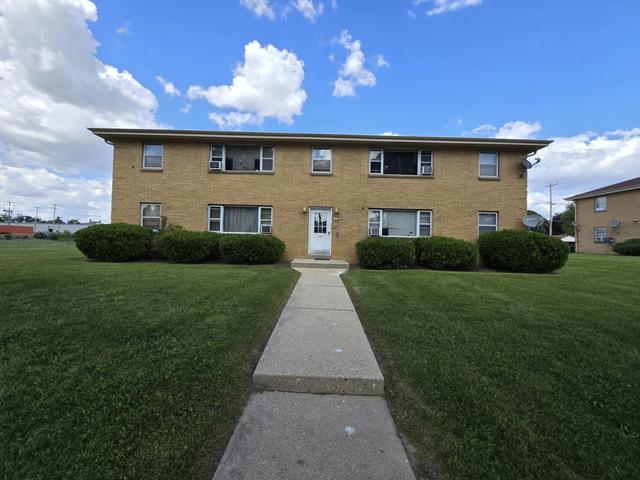 2424 W Howard, Milwaukee, WI 53221