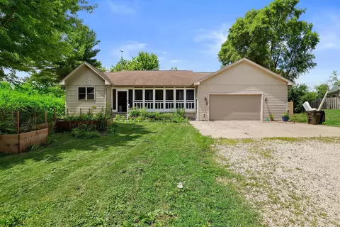 n6515 Aspen Road, Sugar Creek, WI 53121