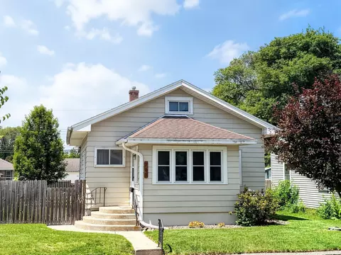 761 24th, La Crosse, WI 54601