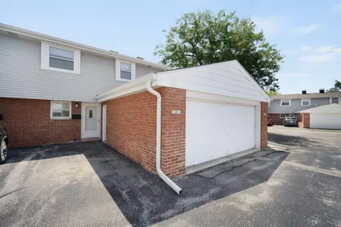 1363 Josephine #G, Waukesha, WI 53186