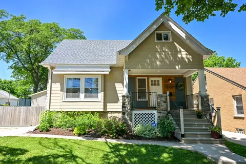 3725 S 5th, Milwaukee, WI 53207