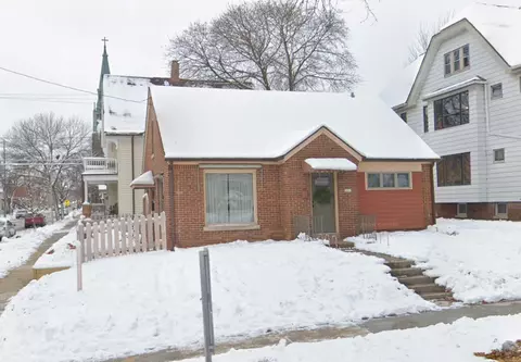 2601 N Humboldt, Milwaukee, WI 53212