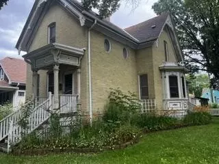 3174 S Herman, Milwaukee, WI 53207