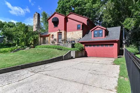341 S Kane, Burlington, WI 53105