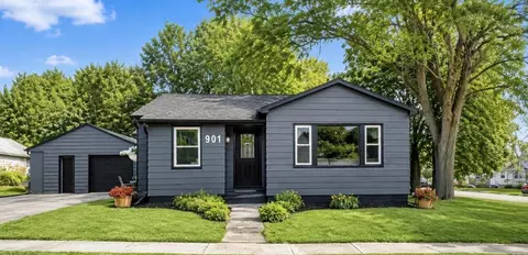 901 Clark, Watertown, WI 53094
