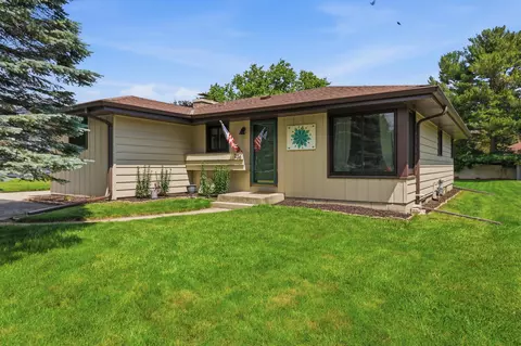 236 4 Mile, Wind Point, WI 53402