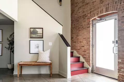 3059 N Weil #124, Milwaukee, WI 53212