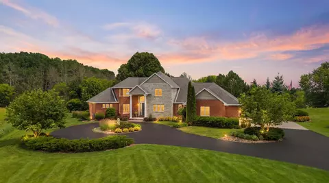 11105 Meadow Rdg, Whitelaw, WI 54247