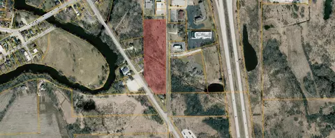 Lt1 S Foster #2, Saukville, WI 53080