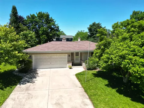 10520 W Monastery, Franklin, WI 53132