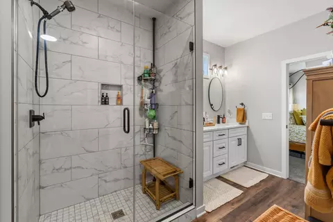 Bath - 387 Drumlin, Ripon, WI 54971 photo 2 of 4