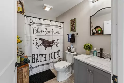 Bath - 387 Drumlin, Ripon, WI 54971 photo 4 of 4