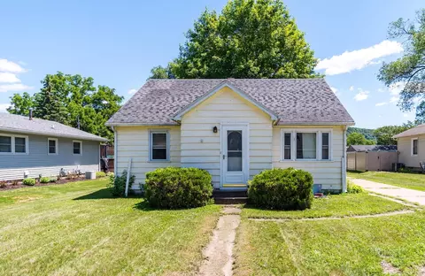 3321 26th, La Crosse, WI 54601