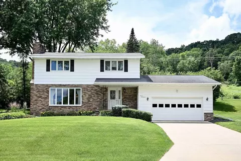 1617 Circle, Winona, MN 55987