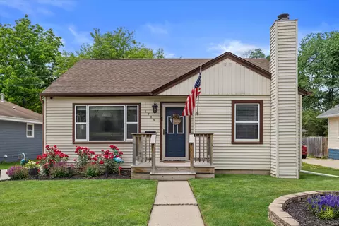 1704 Murray, Waukesha, WI 53186