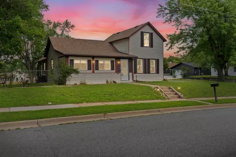 611 Monroe, Onalaska, WI 54650