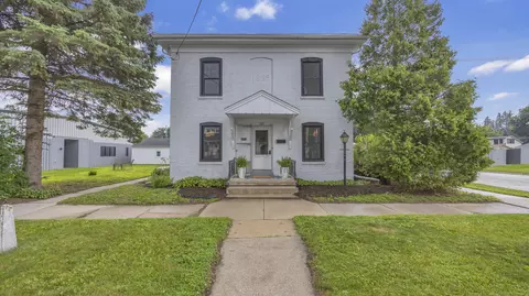121 Cedar, Sheboygan Falls, WI 53085