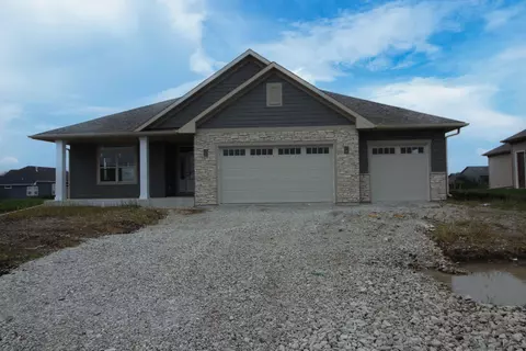 327 York, Union Grove, WI 53182