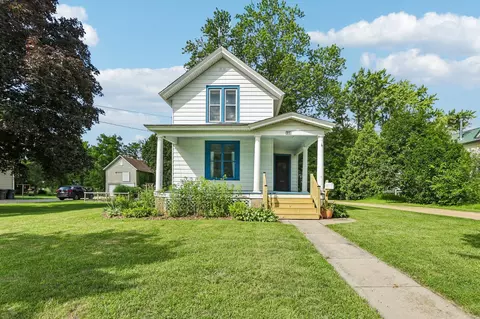 400 E Washington, Lake Mills, WI 53551