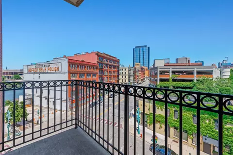 102 N Water #501, Milwaukee, WI 53202