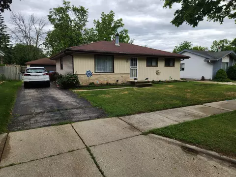 10409 W Villa, Milwaukee, WI 53224
