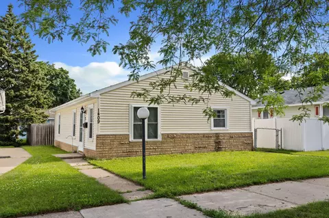 1409 Salem, La Crosse, WI 54603