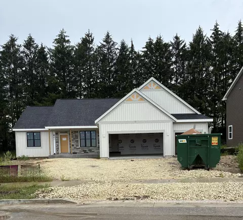 561 Hawks Rdg, Grafton, WI 53024