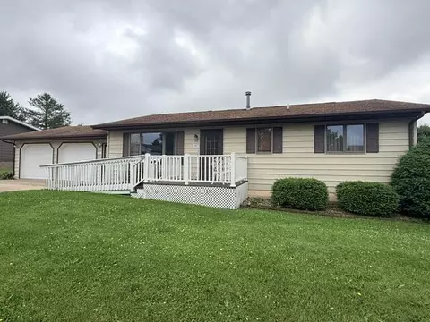 247 Goodview, Spring Grove, MN 55974