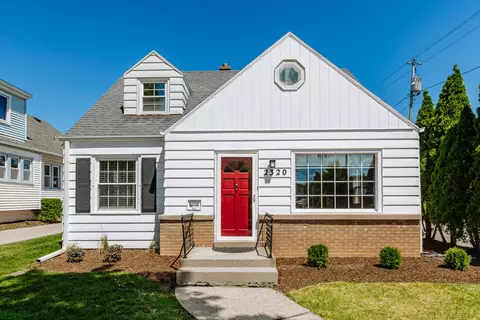 2320 N 68th, Wauwatosa, WI 53213